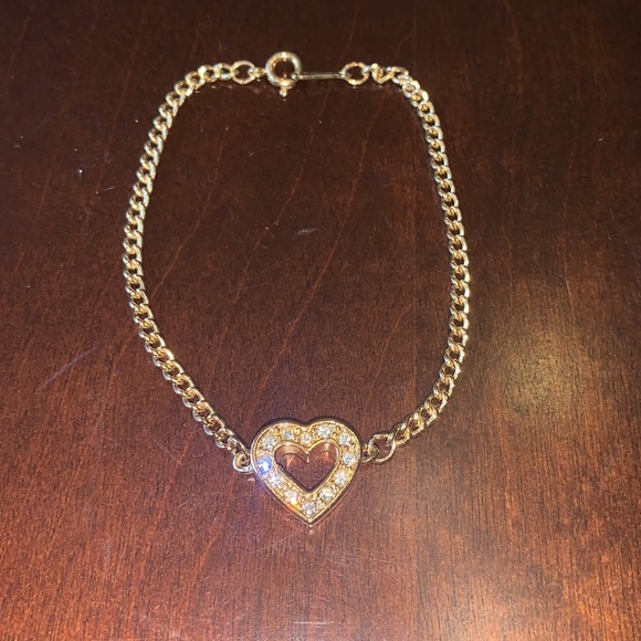 2/$40 👸🏻 NWOT Vintage Avon Large Here’s My Heart Bracelet ❤️ - Picture 4 of 10